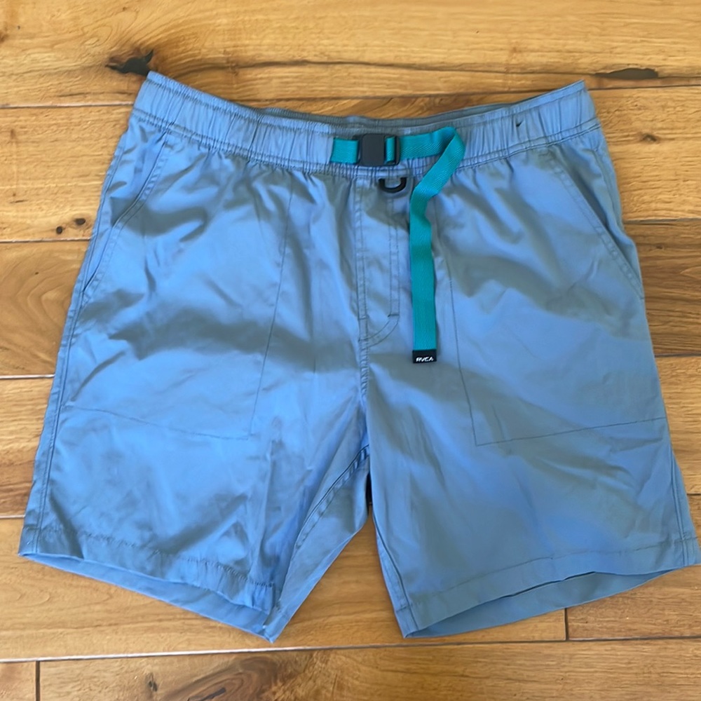 RVCA Shorts Sz L